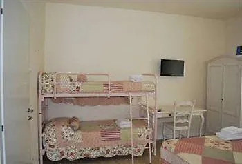 לינה וארוחת בוקר סונה B&B Villa Bianca