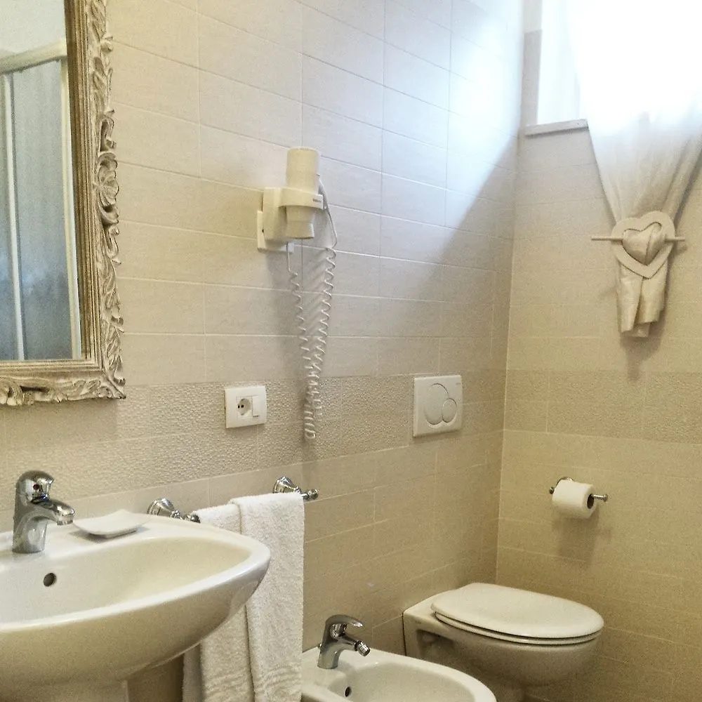 סונה B&B Villa Bianca לינה וארוחת בוקר