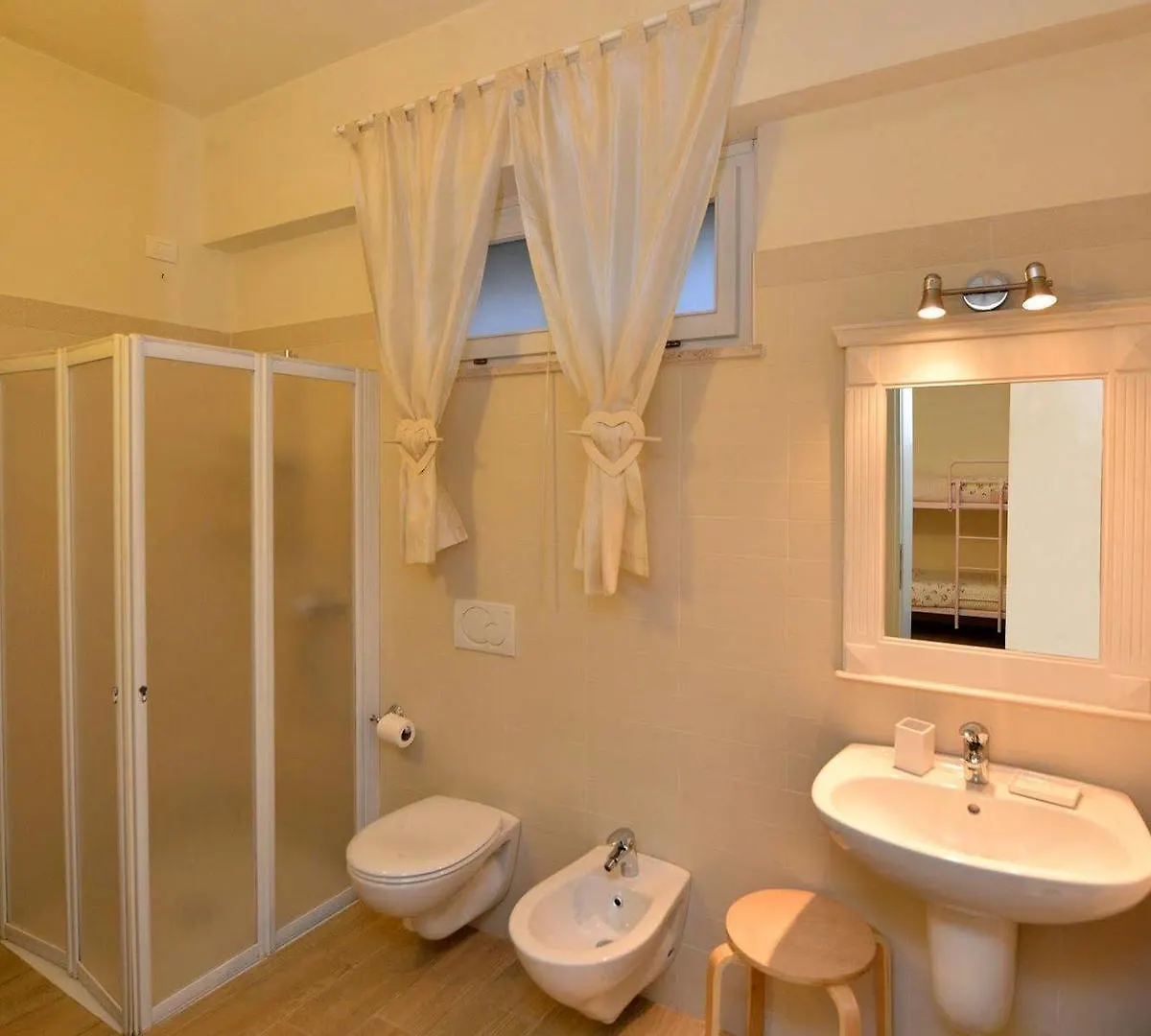 *** לינה וארוחת בוקר סונה B&B Villa Bianca איטליה